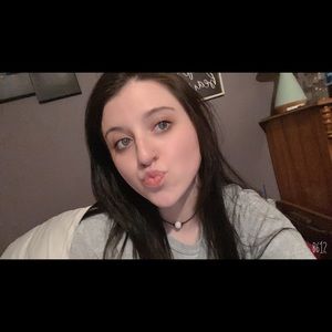 Meet your Posher, Brooke